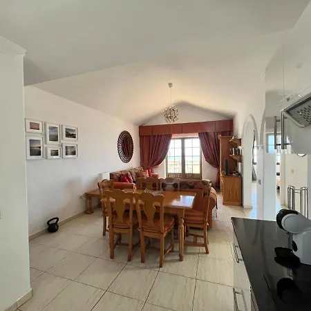 La Cumbre 7a - 2 Bed/2 Bath - 1st Floor - Uk Tv - Wi-fi Apartment *