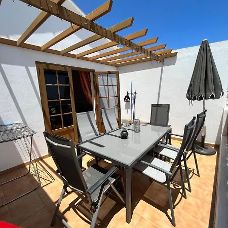 La Cumbre 7a - 2 Bed/2 Bath - 1st Floor - Uk Tv - Wi-fi Lägenhet Puerto del Carmen (Lanzarote)